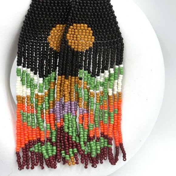 5 1/2"L Stunning Colorful Botanical Landscape Hand Beaded Tassel Earrings New - Picture 3 of 4